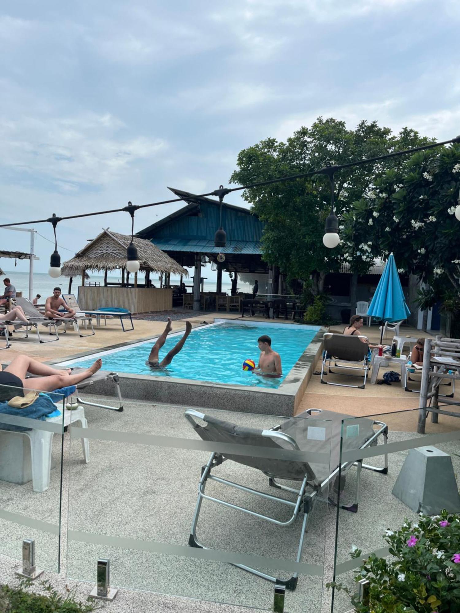 The Cosy Sunset Beach Resort & Restaurant Thongsala Exterior photo